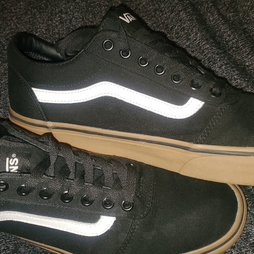 Vans Ol Skool Pro w/tan gum soles size 11 men's